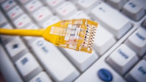 Сколько операторов связи может вынести жилой дом?